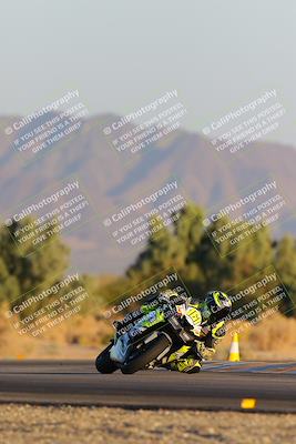 media/Nov-19-2023-CVMA (Sun) [[1f3d1b7ccb]]/Race 18 Supersport Middleweight/